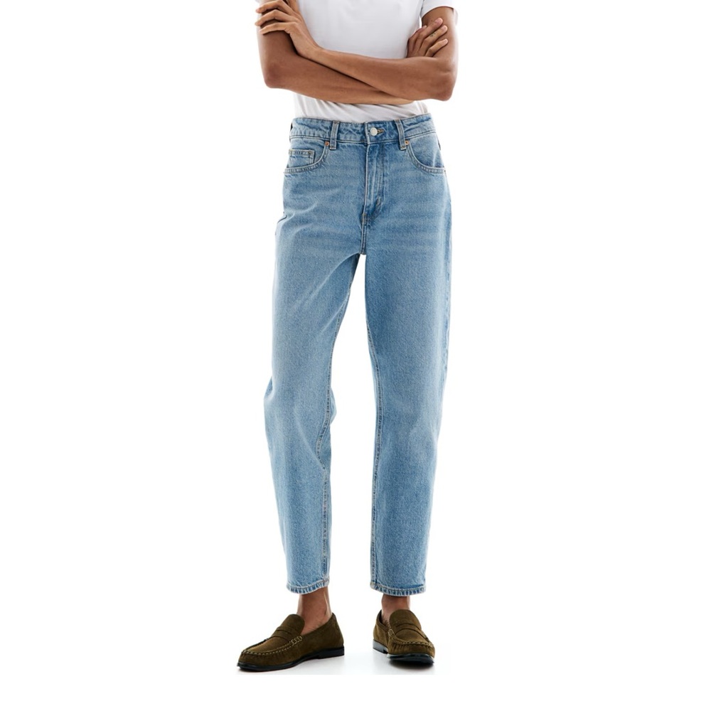 H&M Tapered High-Waist Mom Jeans (Ankle Length)
